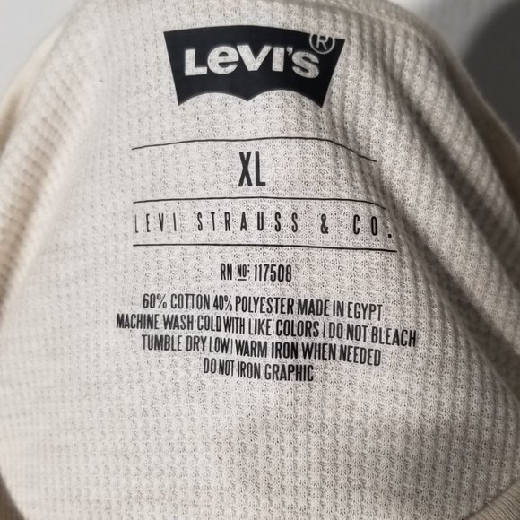 Levis Thermal Long Sleeve - Picture 2 of 2